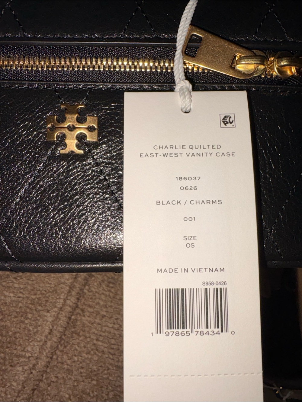 Tory Burch Black CHARLIE QUILTED VANITY CASE - Picture 5 of 5